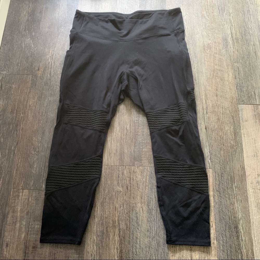 Fabletics | Black Motion 365 Moto Leggings